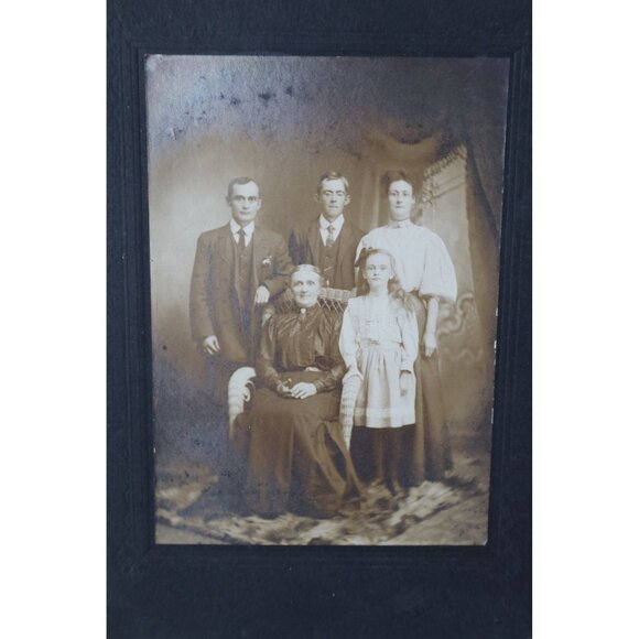 6 Victorian Photograph on Board Family Portrait Black White Picture Cabinet - Picture 5 of 6